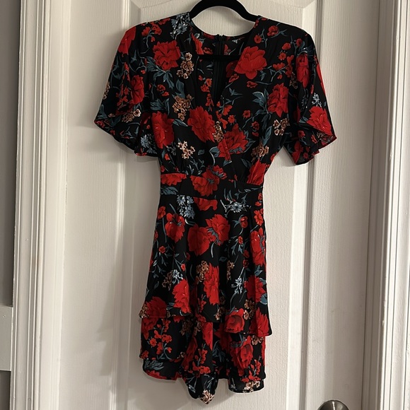 Romantic Rose Romper - Picture 3 of 9